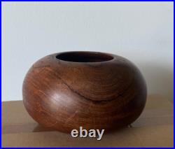 2002 K. Bashore UK Turned Mesquite Wood Vessel Bowl! Beautiful! WOW