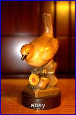 5.2 Anri Wood Carving Hand Carved Bird Sparrow Finch Figure Sculpture Statue