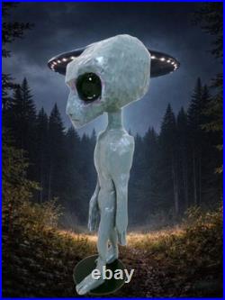 ALIEN my 12-1/4 hand carved/painted/signed fig