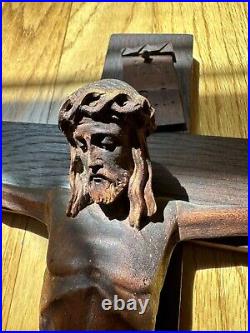 Antique Arts Crafts Mission Oak Sculpture Wood Crucifix Carved Christ Cross 26