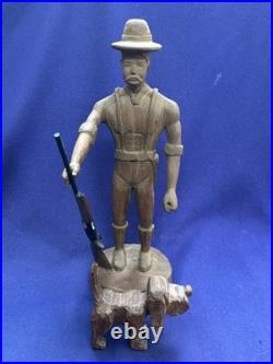 Antique Vintage American Adirondack Folkart Wooden Carving Hunting Man Hound Dog