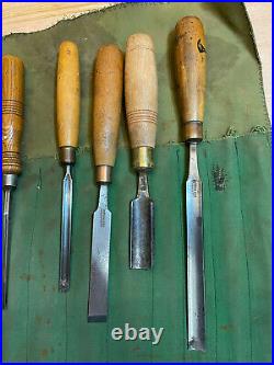 Antique Vintage Set Wood Carving Tools Chisels Gouges in Tool Roll