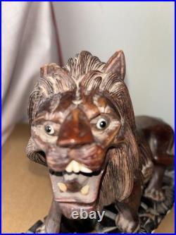 Antique Wood Carving Exquisite Lion Statue Wooden Figurines Art