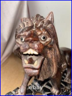 Antique Wood Carving Exquisite Lion Statue Wooden Figurines Art