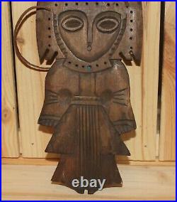 Antique hand carving wood wall hanging figurine