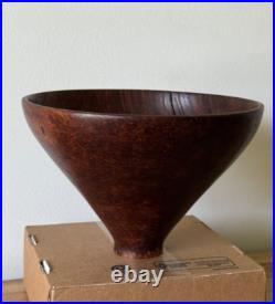 Beautiful Hawaii Eric Reeves Signed Walnut Burl Bowl Exquisite