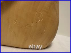 Billy -Manitoba Maple-Canadian Artisan-Jamie Russell-19x9x10