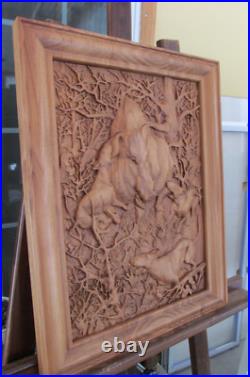 Boar hunt, dogs, wood, sculpture, carving