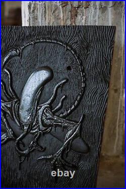 Carved painting Alien (handmade)