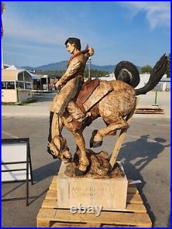 Chainsaw wood carving sculpture