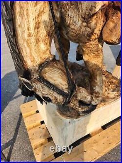 Chainsaw wood carving sculpture