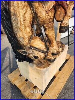 Chainsaw wood carving sculpture