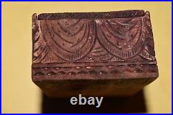 Erotic Wood Carving in a Small Box JZ-0807