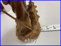 Hand Carved Climber Demetz Patick Italy DE5022 1995 Hand Carved Climber Demetz Patick Italy DE5022 1995