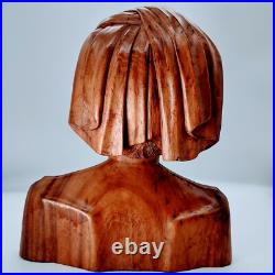 Hand Carved Old couple wooden sculptures. Beautiful Art and great details. PO