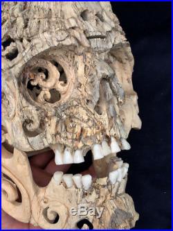 Hand Carved Sculpture Wood Human Skull Realistic with flexible Jaws Deco Rare