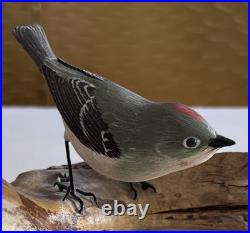 Illegible Signed Kinglet Songbird Hand Carved wooden Sculpture Bird Figure
