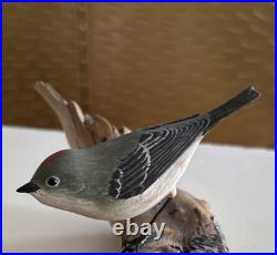 Illegible Signed Kinglet Songbird Hand Carved wooden Sculpture Bird Figure