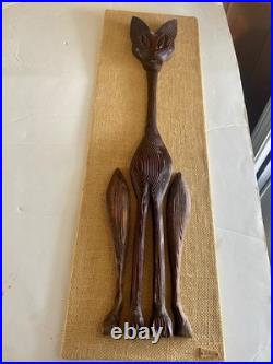MCM Wooden Siamese Cat Artisan Wall Hanging Hand Carved Signed Burlap Bavkground