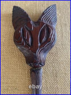 MCM Wooden Siamese Cat Artisan Wall Hanging Hand Carved Signed Burlap Bavkground