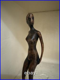 MID CENTURY WOOD SCULPTURE FEMALE MODEL Women WOMAN MODERNIST SIGNED MYSTERY