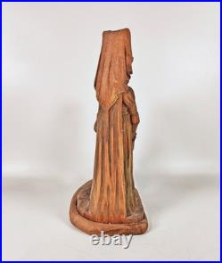 Medieval Scene Noble Lady, Vintage Handmade Woodenware Carved Figurine (f078)