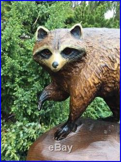 REALISTIC Chainsaw Carved Raccoon CATALPA WOOD Sculptures Log Home Garden Decor