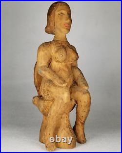 Rare Fine Sensitive Caganer Polychrome wood Carving Figural Seated Woman