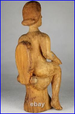 Rare Fine Sensitive Caganer Polychrome wood Carving Figural Seated Woman