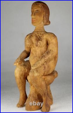 Rare Fine Sensitive Caganer Polychrome wood Carving Figural Seated Woman