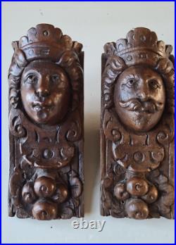 Two 17th century, wood-carved figures, ornaments, King and Queen, Holland