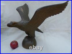 Vintage or Antique Hand Carved Folk Art American Eagle with 21 inch Wing Span Vintage or Antique Hand Carved Folk Art American Eagle with 21 inch Wing Span