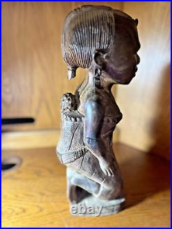 Vtge Wood Hand Carved Woman W Baby Statue 15 T 5 Base From Cameroon W. Africa