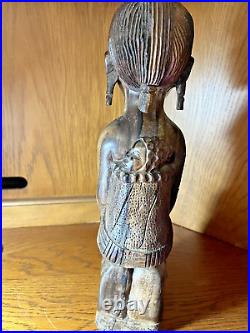 Vtge Wood Hand Carved Woman W Baby Statue 15 T 5 Base From Cameroon W. Africa