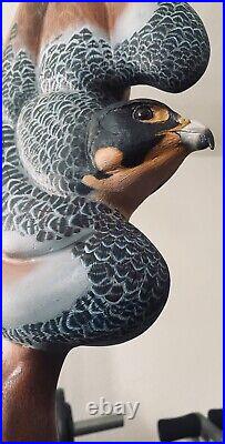 Wood Carving Sculpture, Falcon, Falconry, Falconry Art, Birds of Prey, CesArt.org